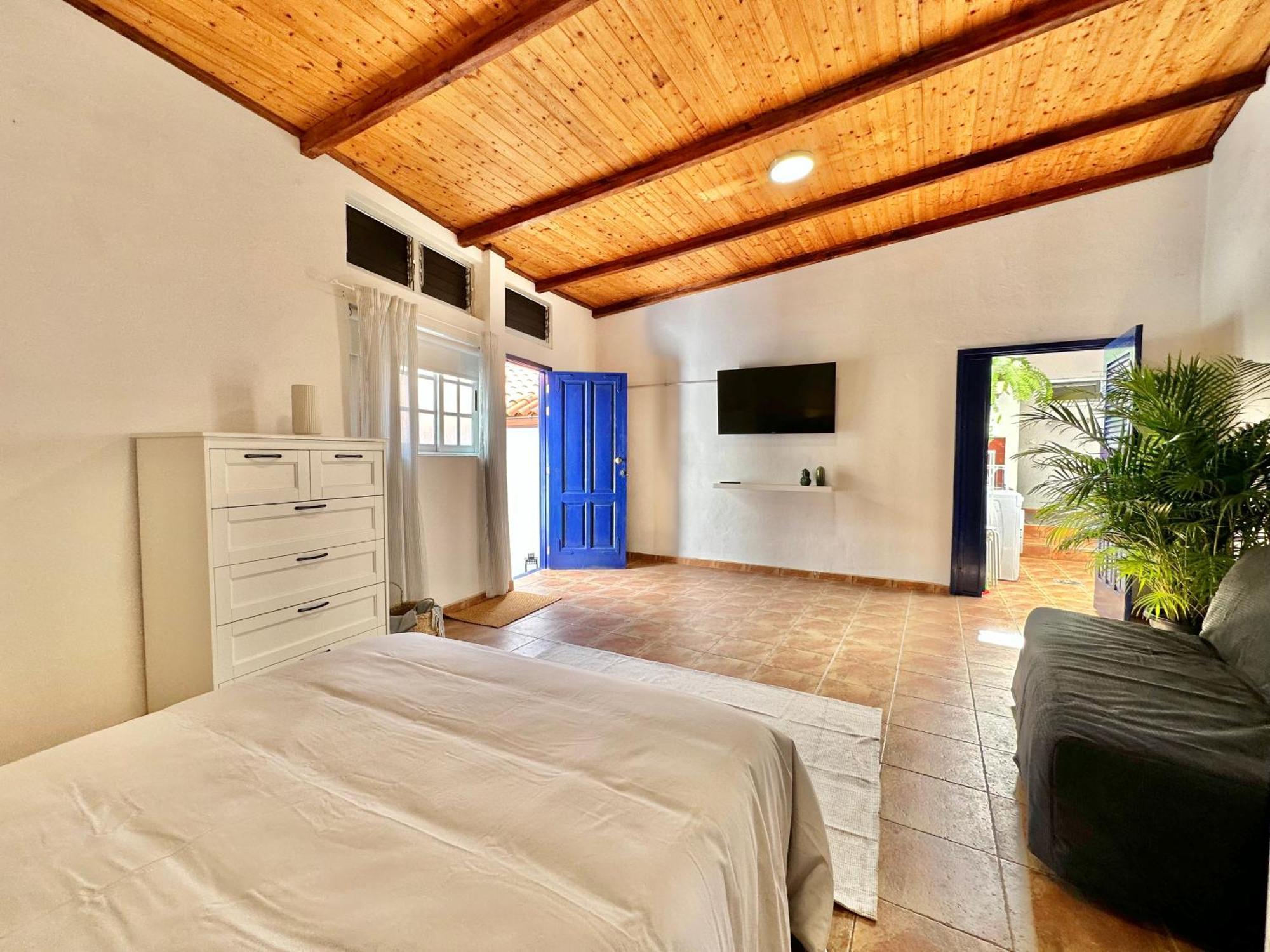 Teresitas Beach Escape Apartment Сан-Андрес Экстерьер фото
